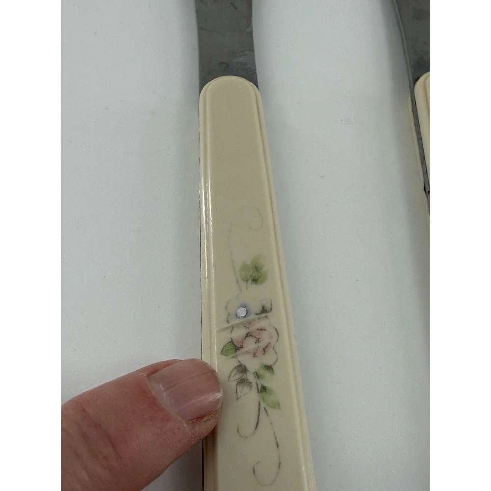 Pfaltzgraff Tea Rose Stainless Set of 2 Dinner Knives Vintage Flatware